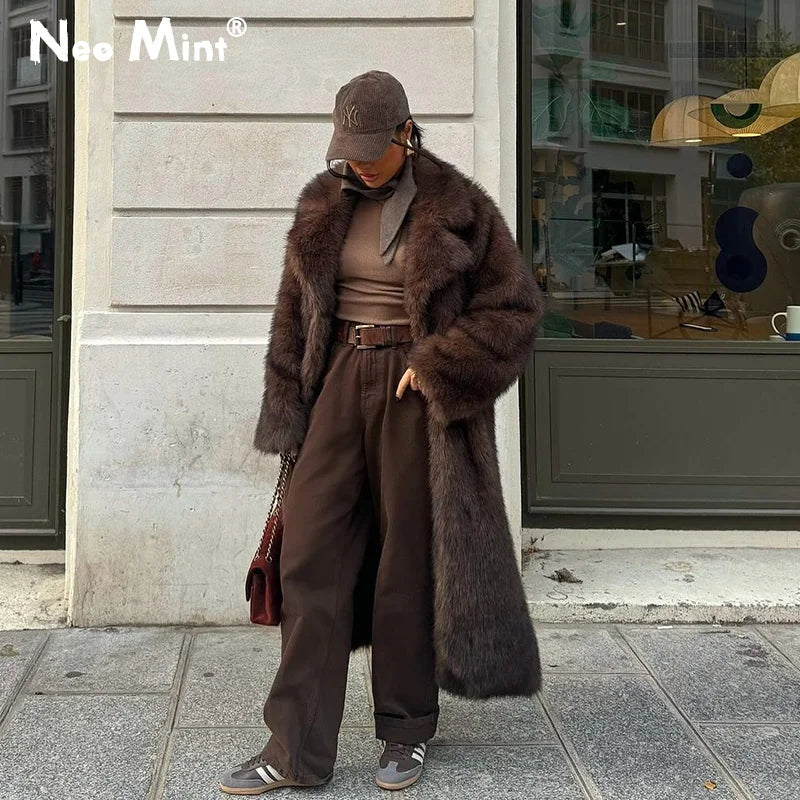 di lusso lungo cappotto di pelliccia di volpe sintetica